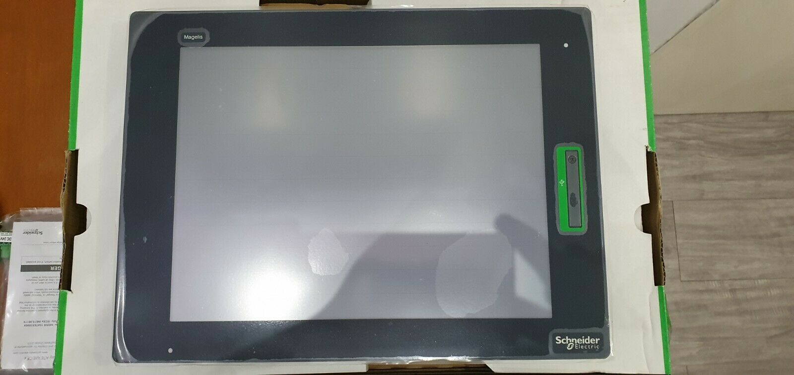 HMIDT732 Schneider Electric/施耐德 觸摸屏 控制器